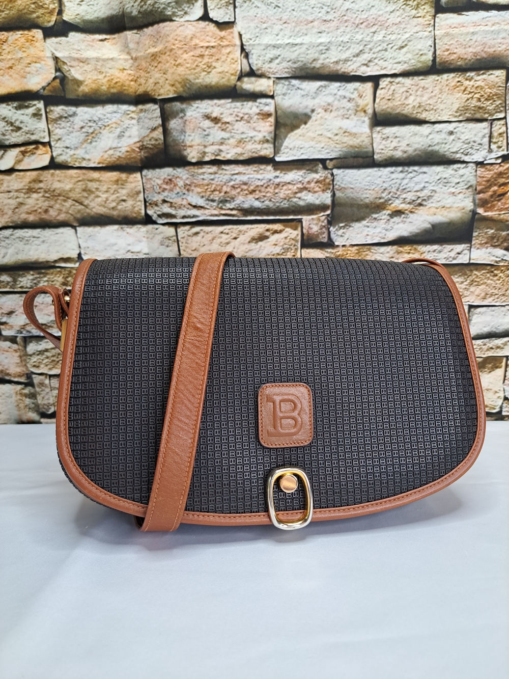 BALLY Shoulder Bag Embossed 'B'Logo Vintage